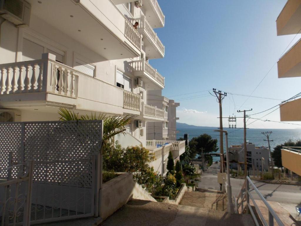 Coastline Apartments Sarandë Buitenkant foto