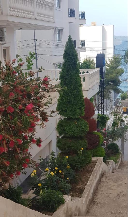 Coastline Apartments Sarandë Buitenkant foto